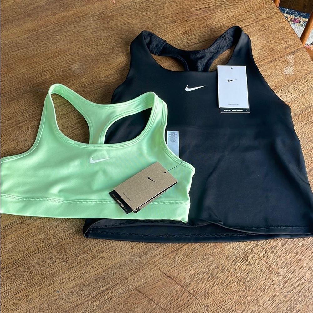 Girls Nike Swoosh bra set size Large